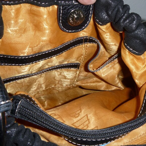 Kathy Van Zeeland, Women's Black Leather Purse - Picture 7 of 10